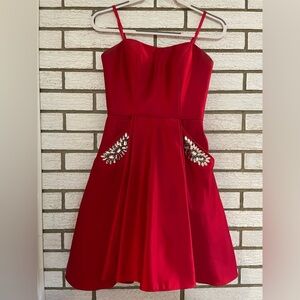 Short red strapless dress size 1